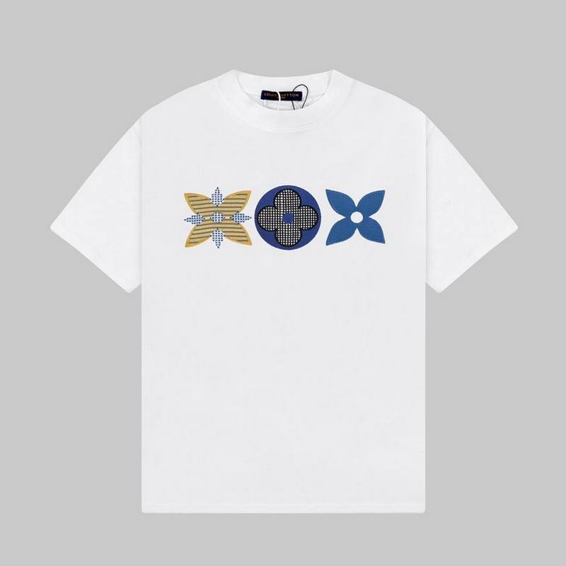 Louis Vuitton Men's T-shirts 135